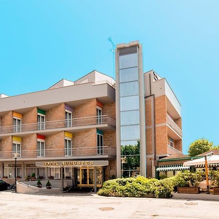 Hotel Augustus Fano Ngoại thất bức ảnh