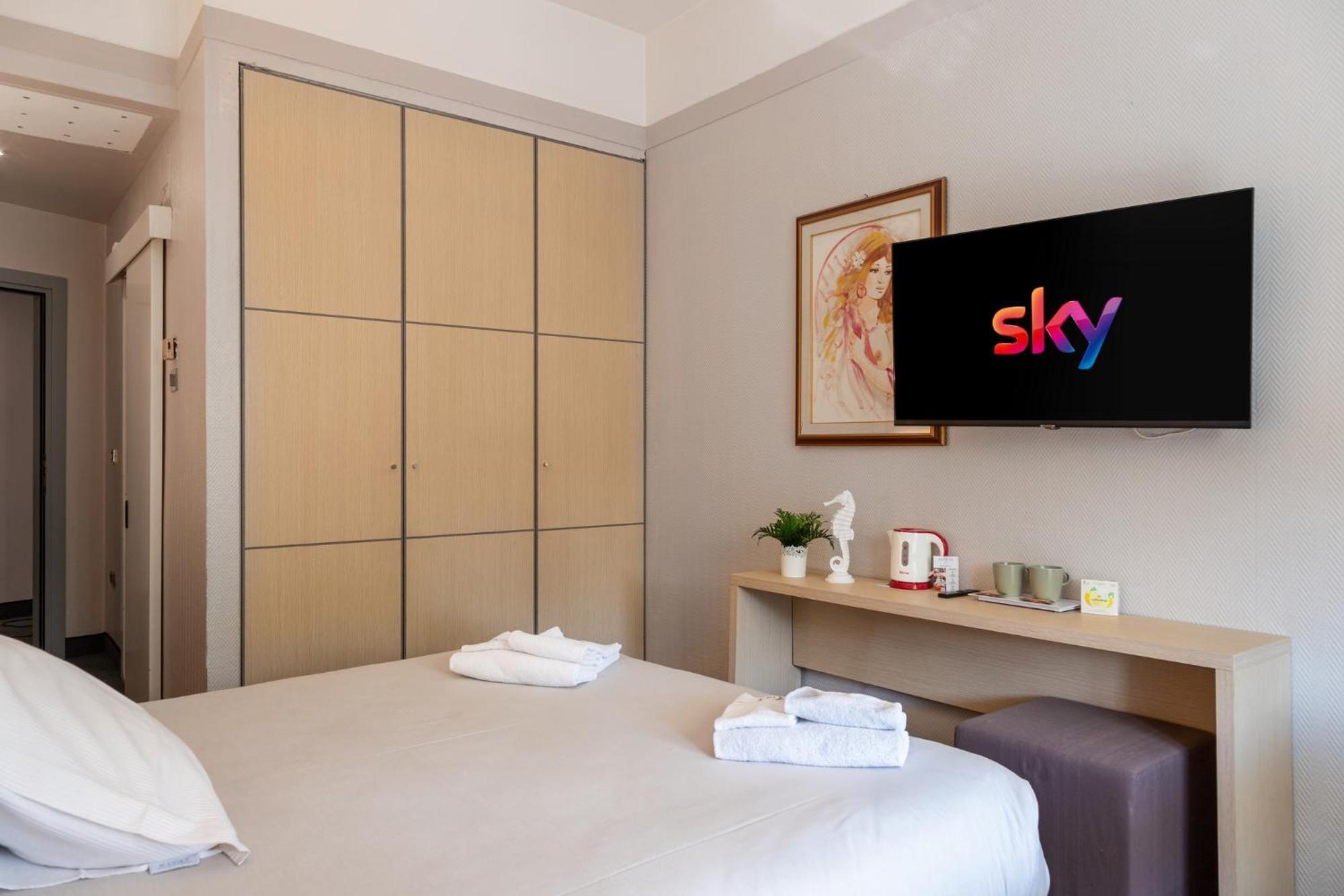 Hotel Augustus Fano Ngoại thất bức ảnh