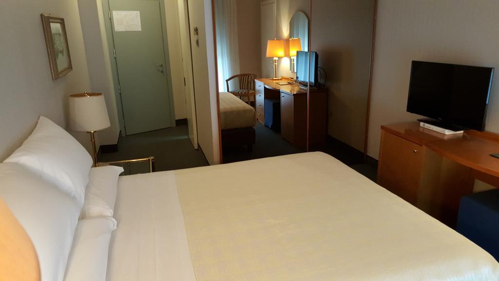 Hotel Augustus Fano Ngoại thất bức ảnh